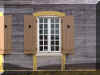 Window of de la Valliere House P6200176.JPG (643536 bytes)
